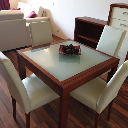 Апартаменты At White Lavina