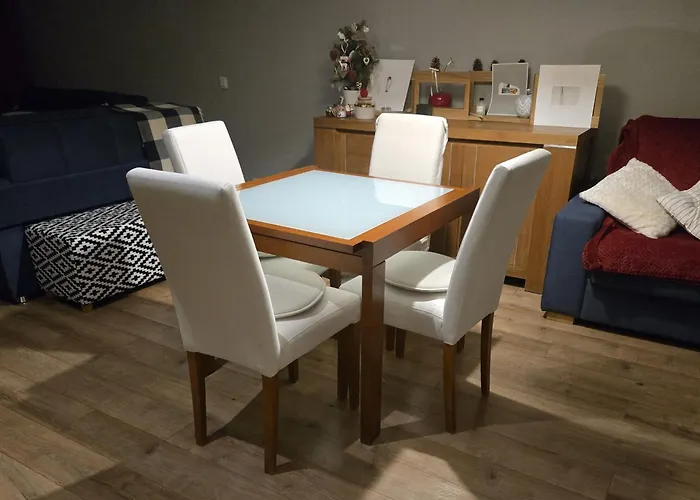 At White Lavina アパート *